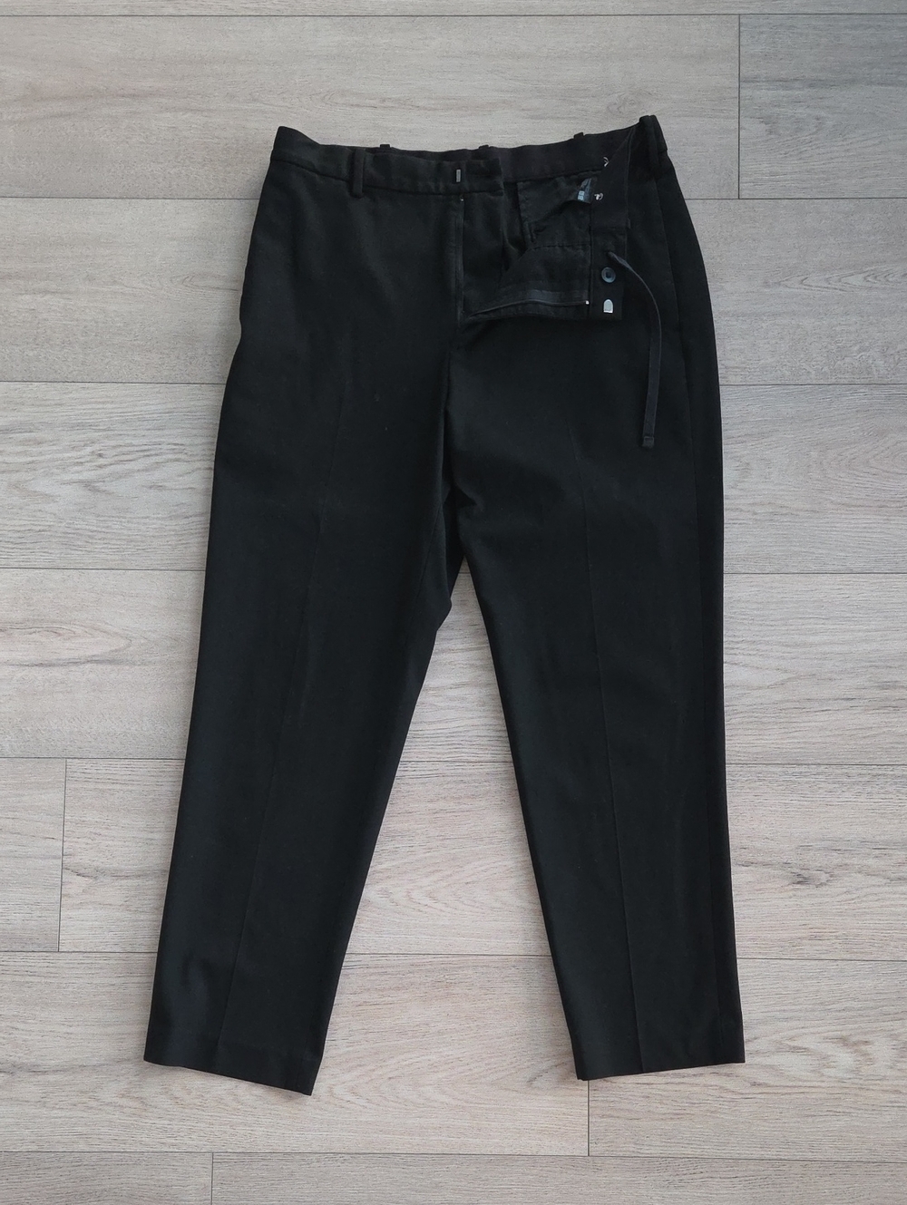 Uniqlo Men's Black Smart Ankle Pants - Men's M